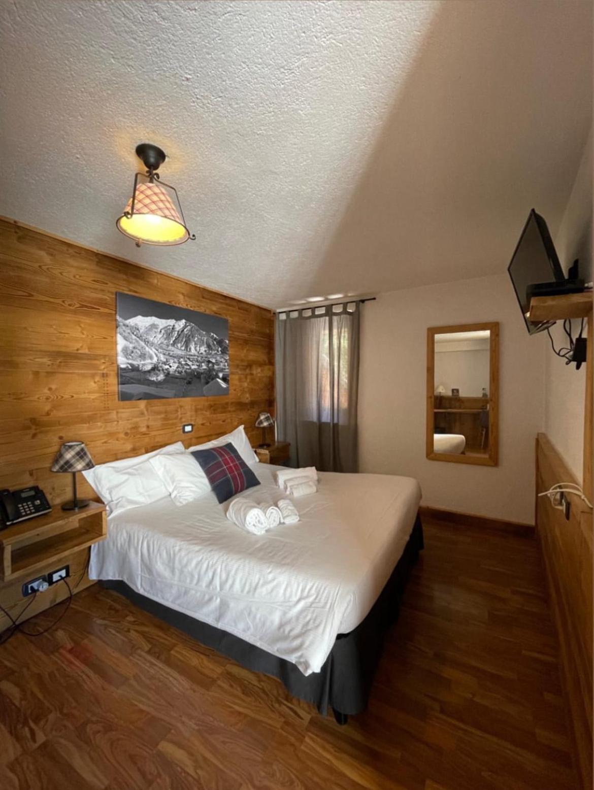 Hotel Coeur Du Village ลาตุยเล ภายนอก รูปภาพ